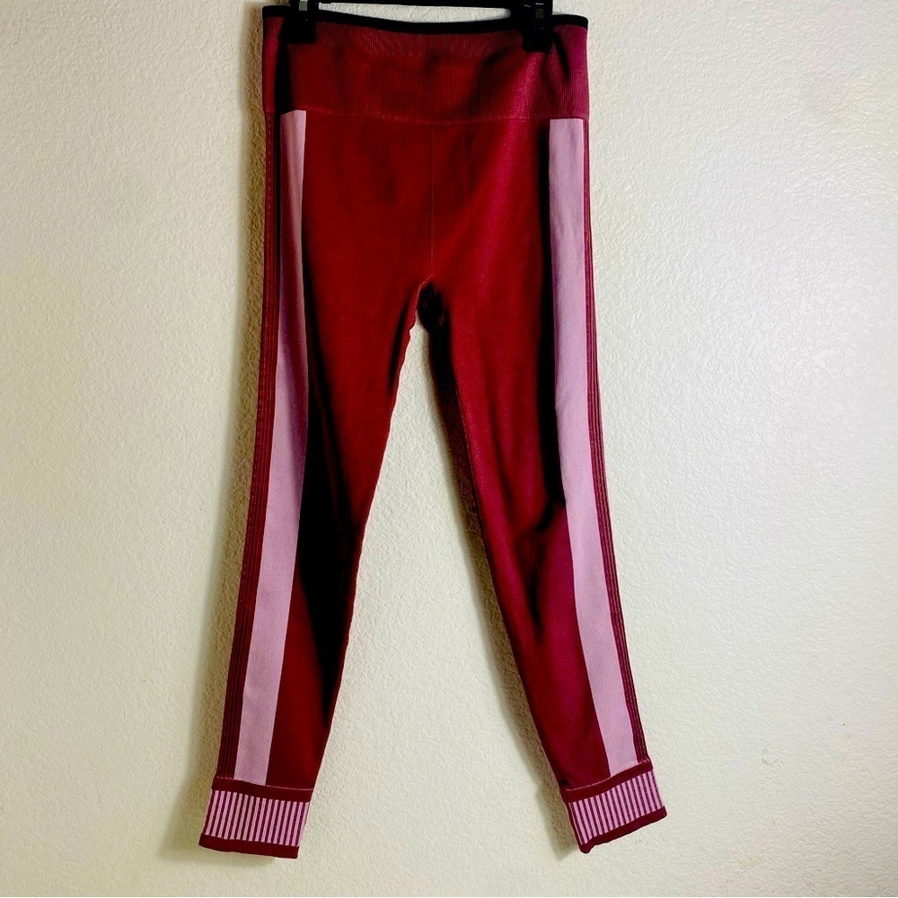Fabletics Compression Leggings Pink Size: M